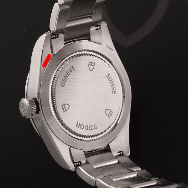 Tudor Black Bay 41 M79540-0004